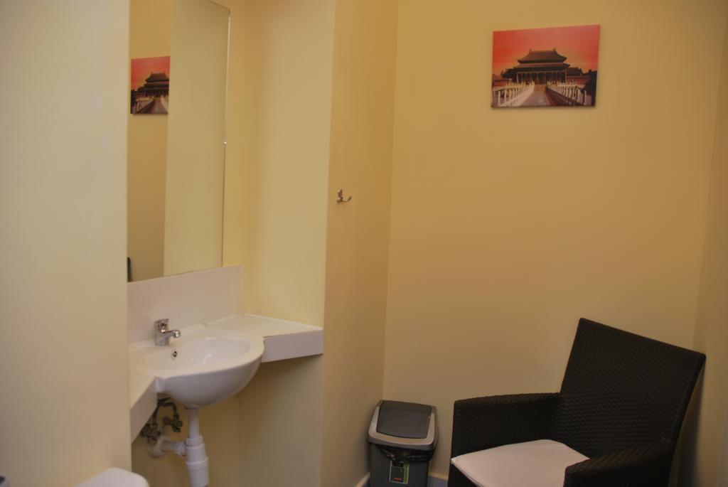 Hostel Kamienica Rynek 7 Katowice Chambre photo