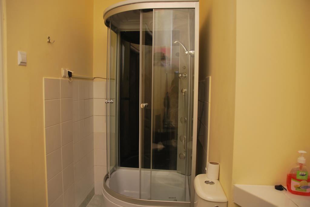 Hostel Kamienica Rynek 7 Katowice Chambre photo